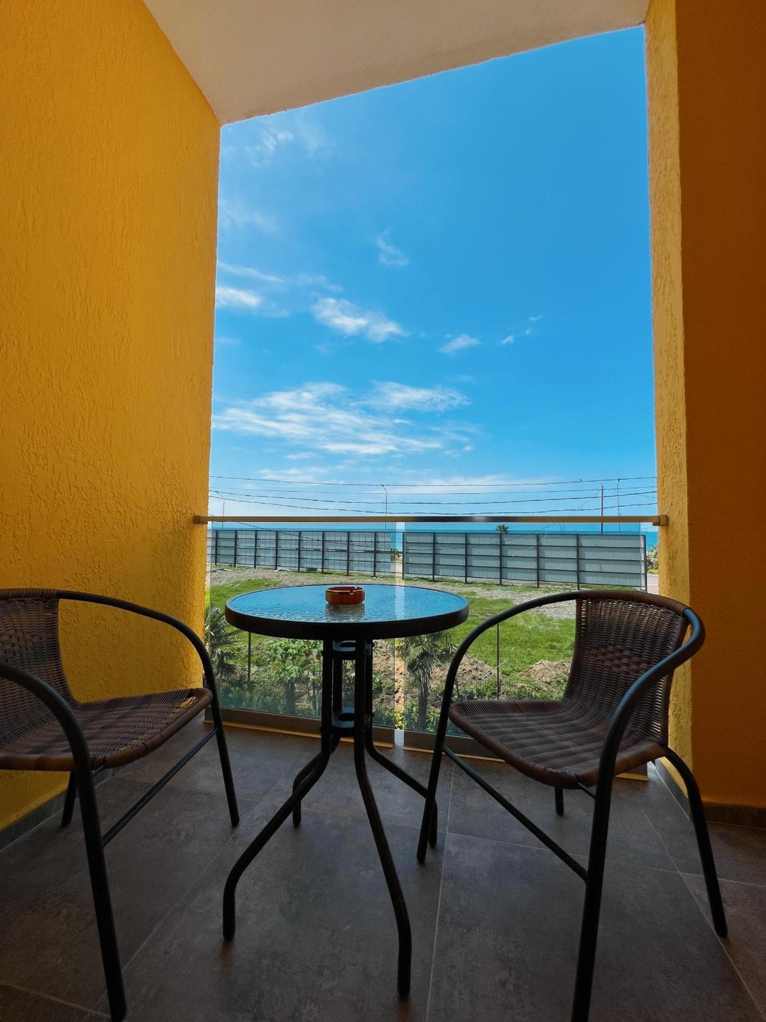 Hotel Casa Del Mar Kvariati Zewnętrze zdjęcie