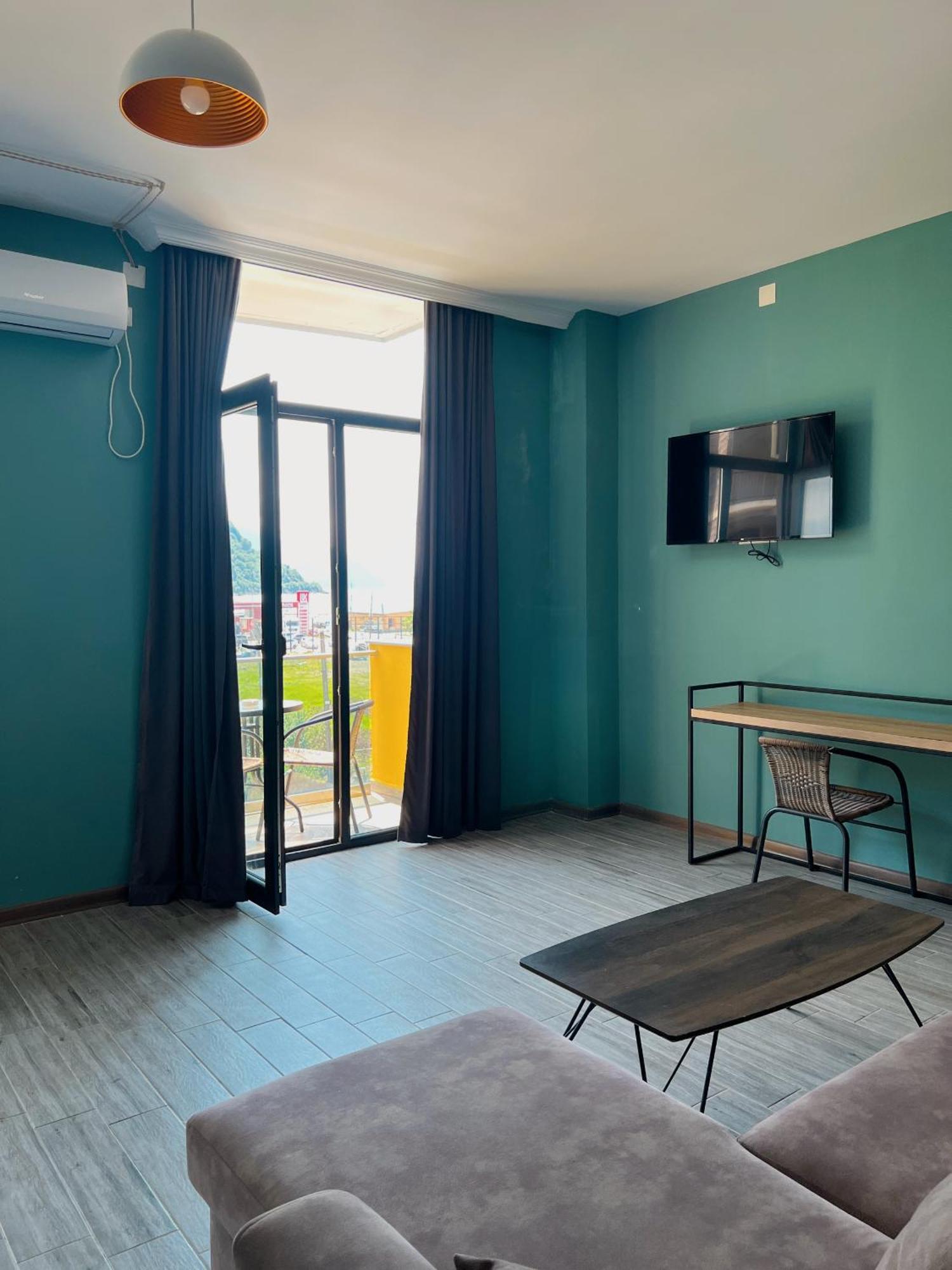Hotel Casa Del Mar Kvariati Zewnętrze zdjęcie