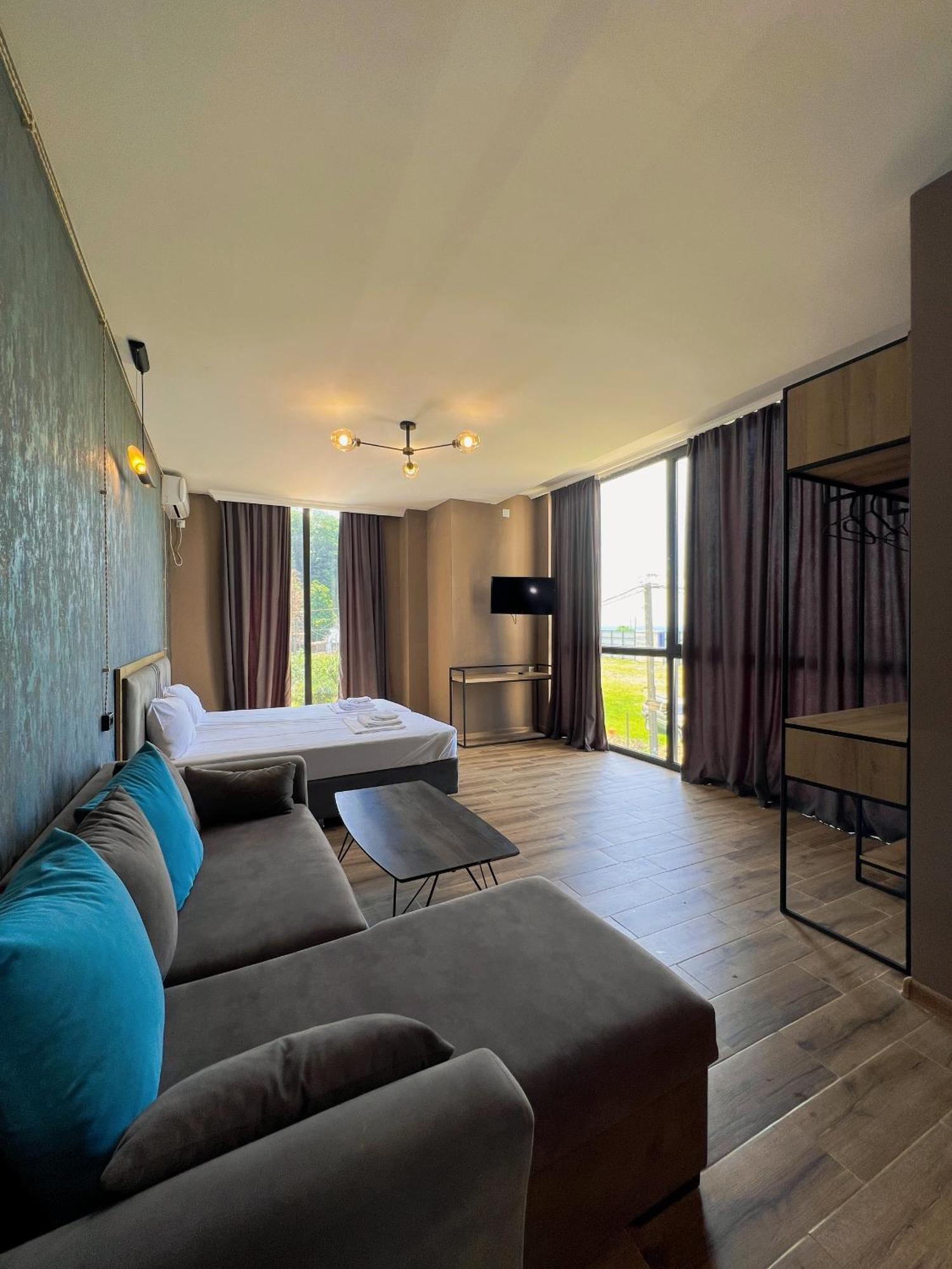 Hotel Casa Del Mar Kvariati Zewnętrze zdjęcie